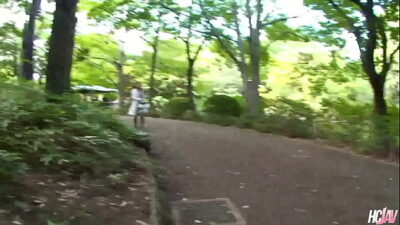 Super Hot Japanese Babe Yui Hatano Enjoys a Hard Cock