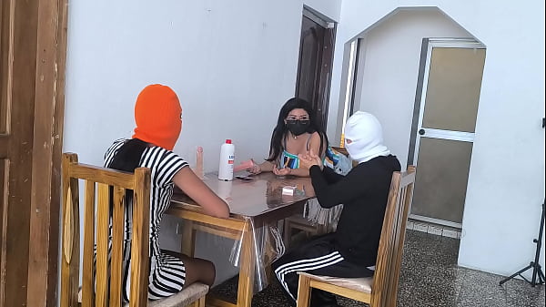 My best friend bet on a game of 31 and ended up losing her dignity. Poor whore… now she has to fuck the winner.